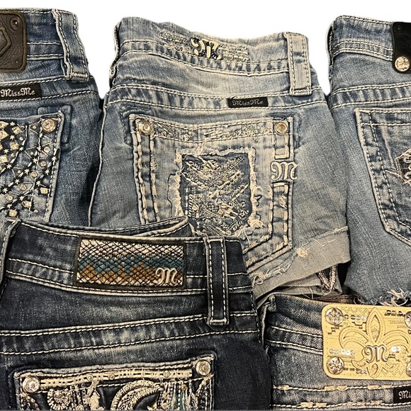 Not for sale Miss Me & BKE Cut off shorts - Picture 5 of 11